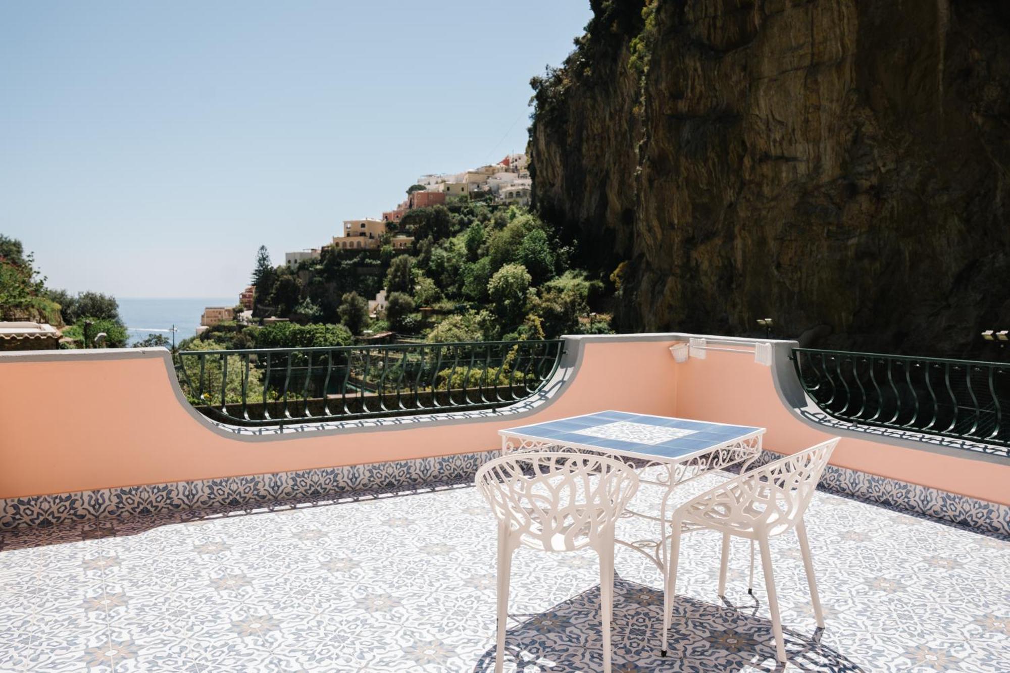 B&B Dormidame' Positano Exterior photo