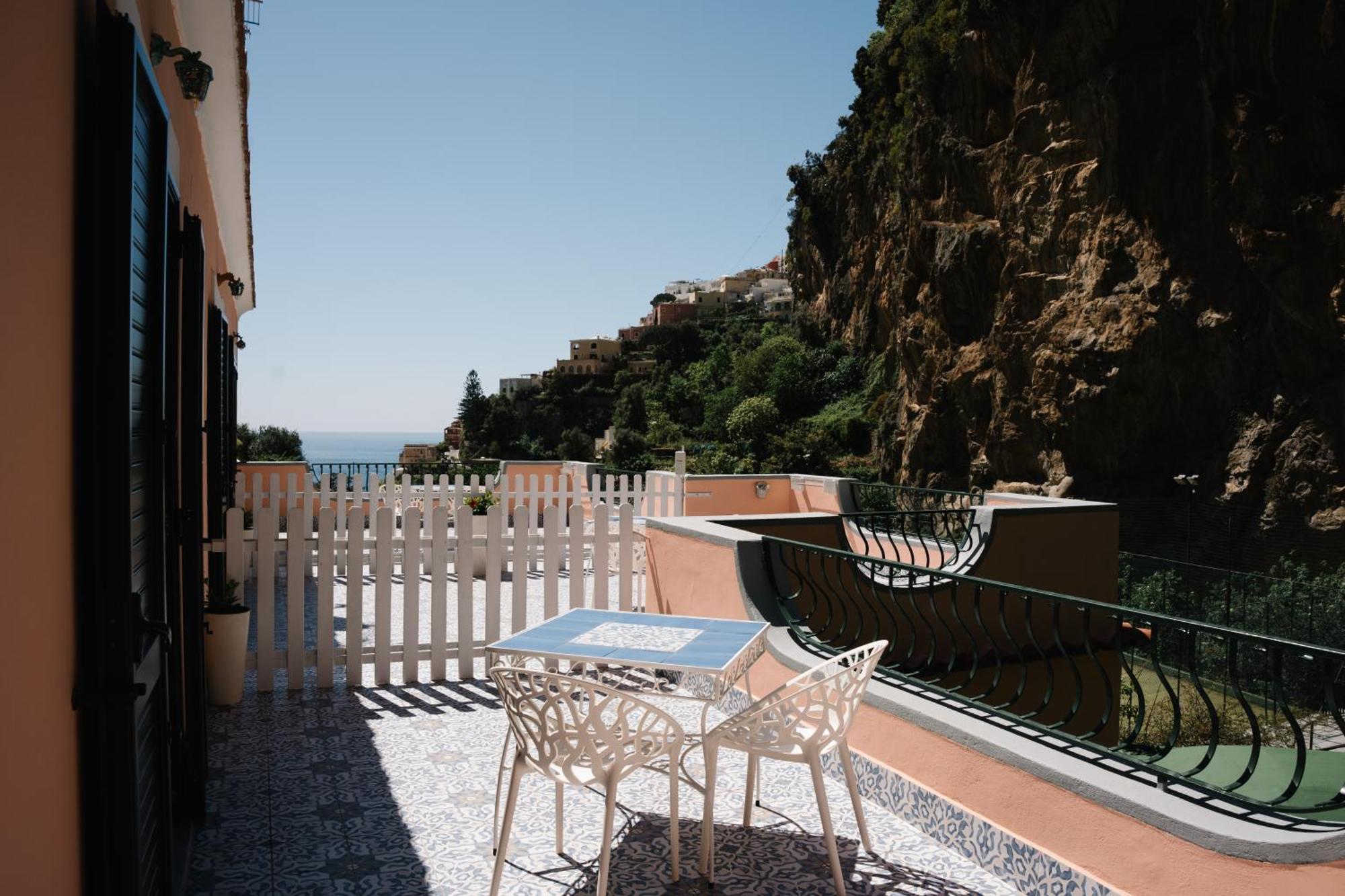 B&B Dormidame' Positano Exterior photo